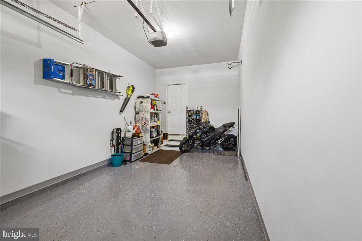 628 Greycliffe photo 41