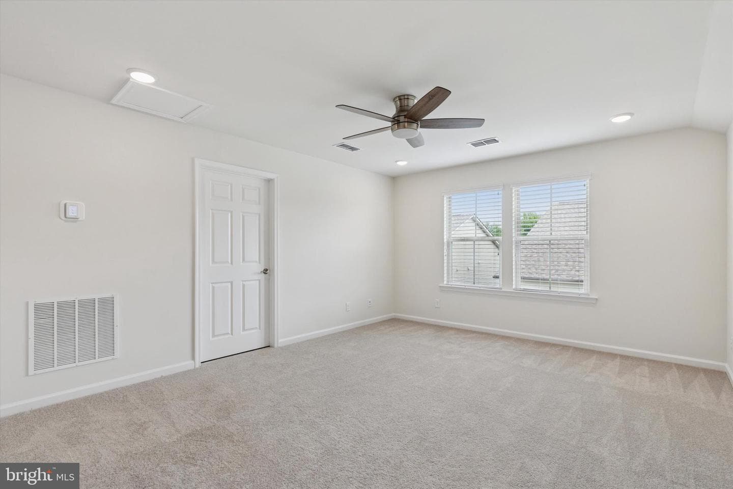 1095 Owen Lane photo 20