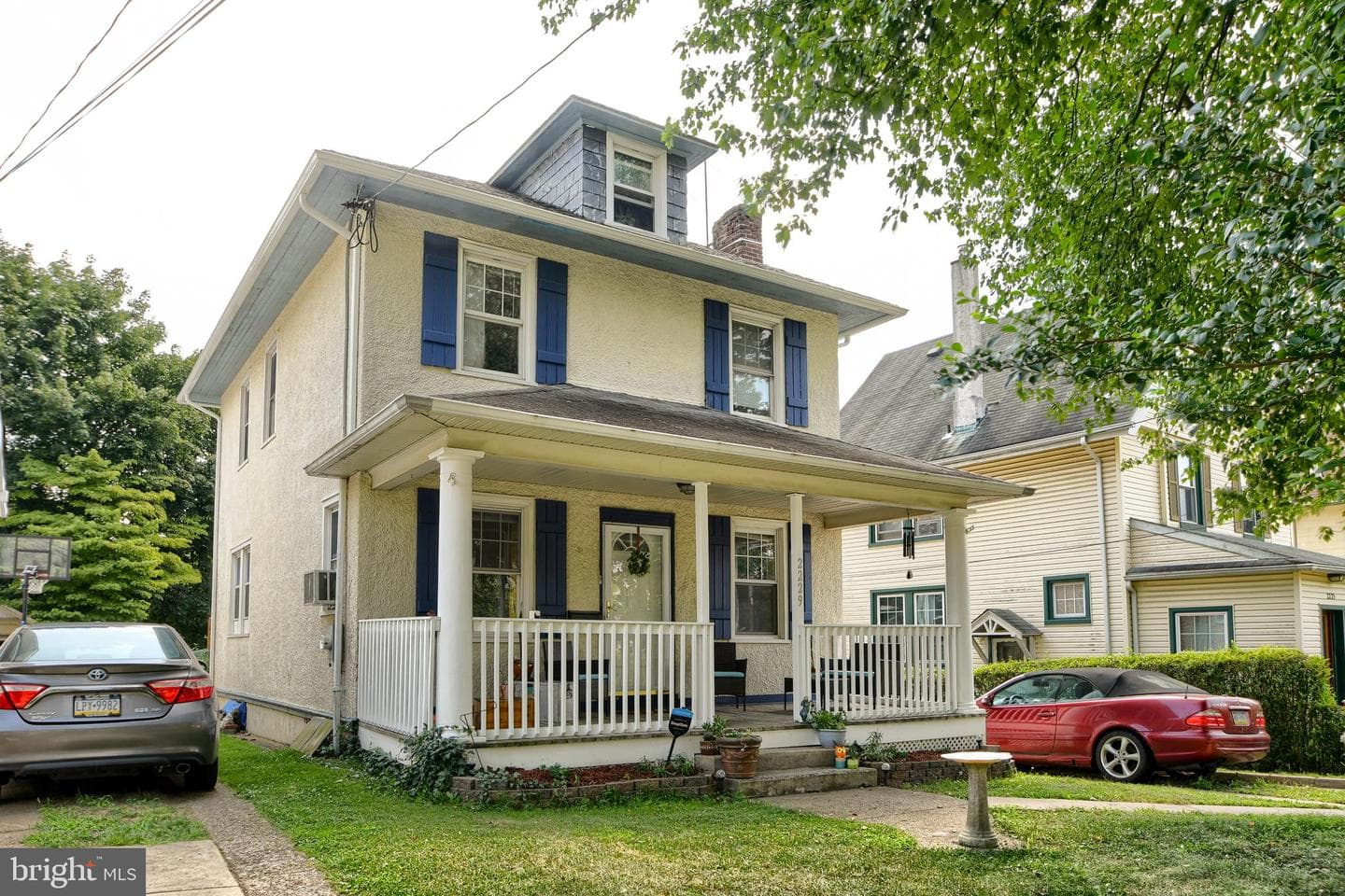 2229 Oakdale Avenue photo 1