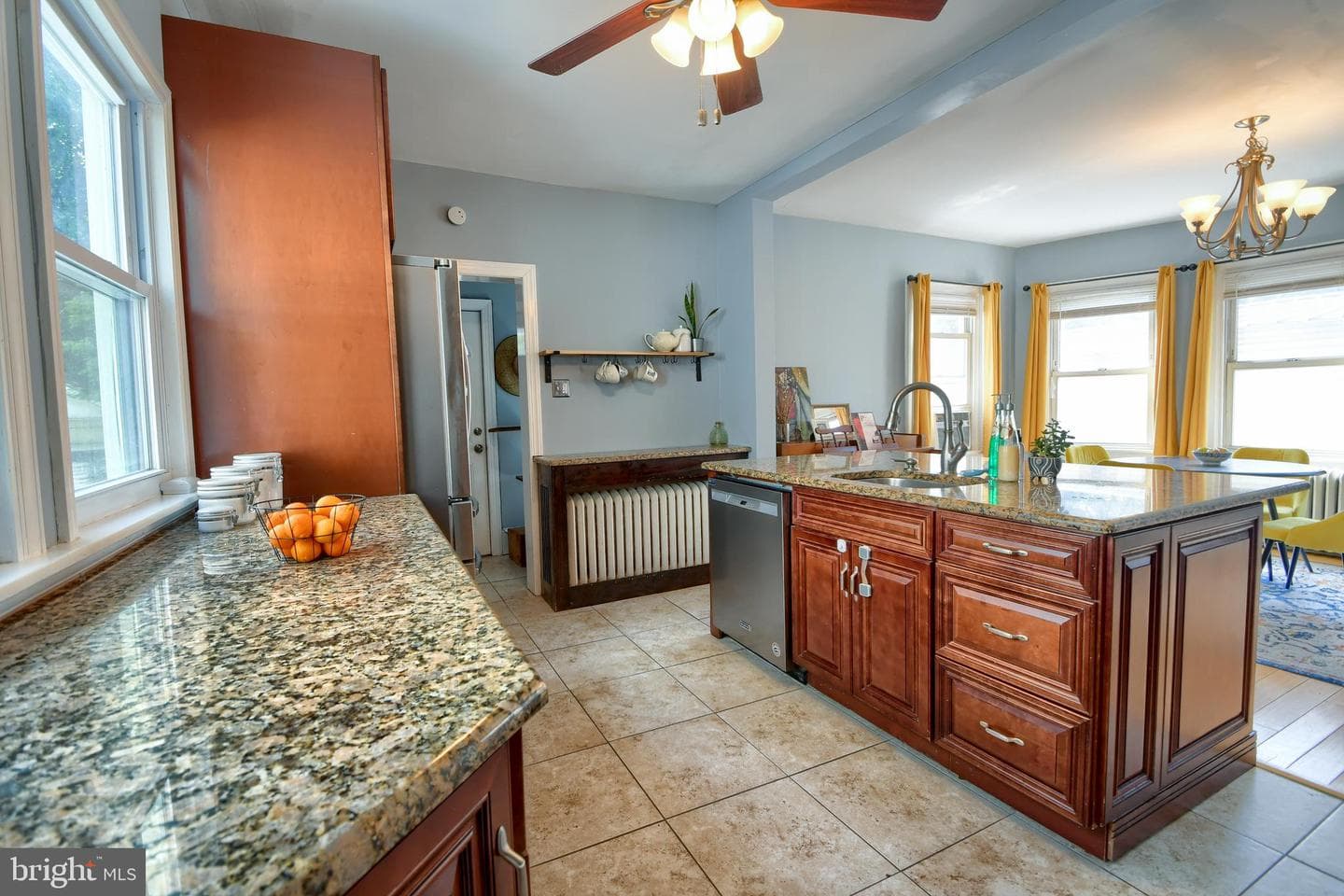 2229 Oakdale Avenue photo 15