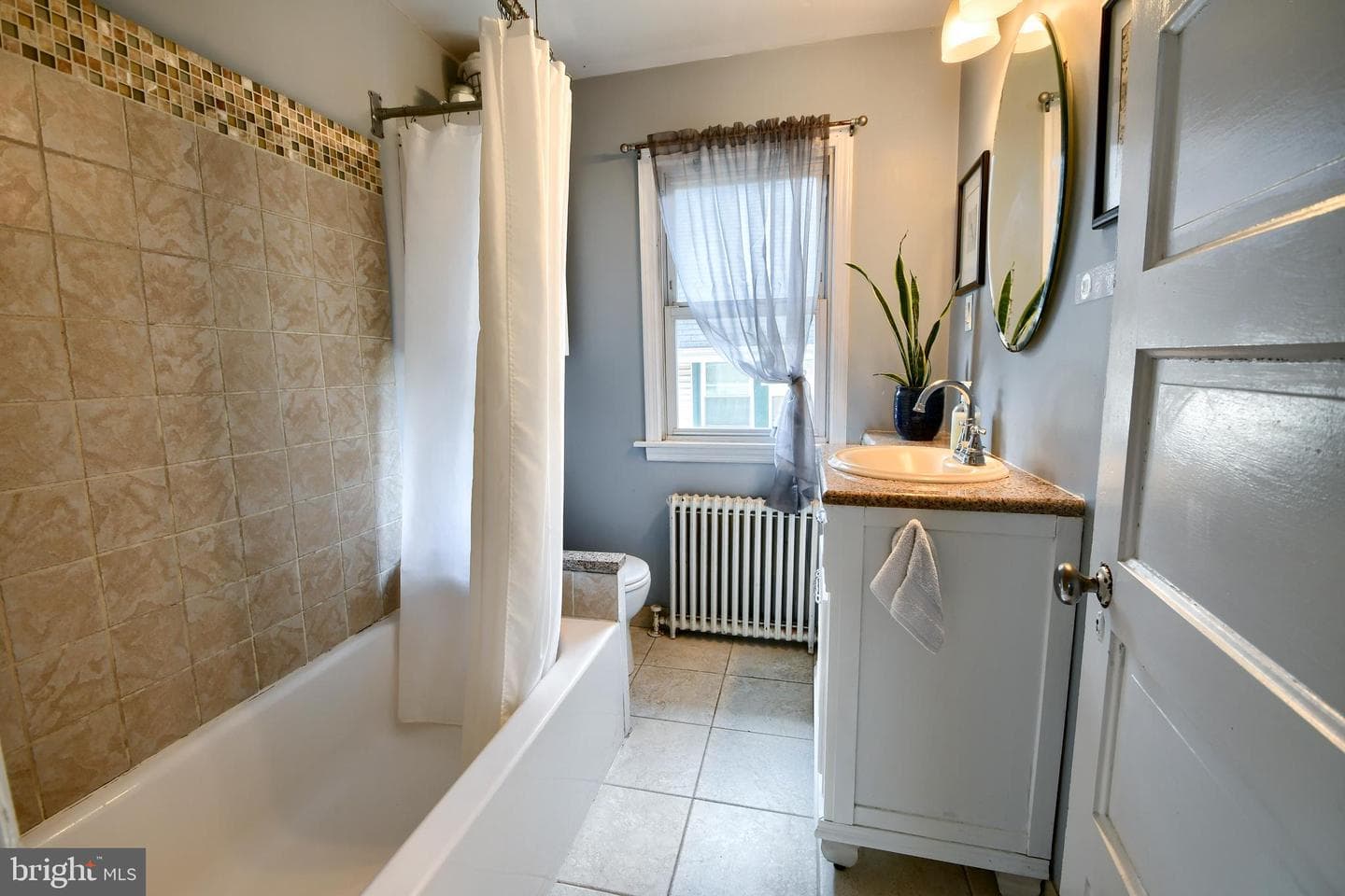 2229 Oakdale Avenue photo 24