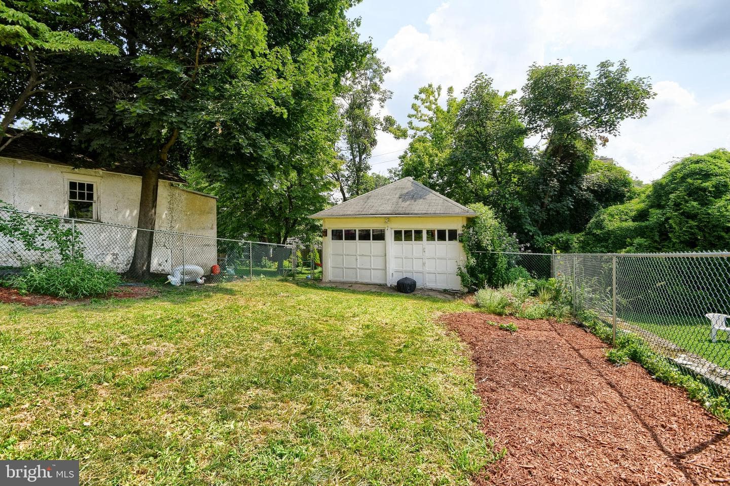 2229 Oakdale Avenue photo 42