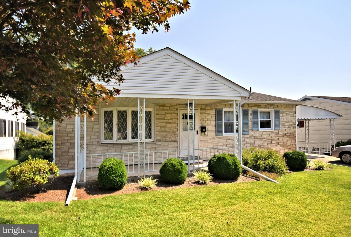 625 Mervine Street photo 2