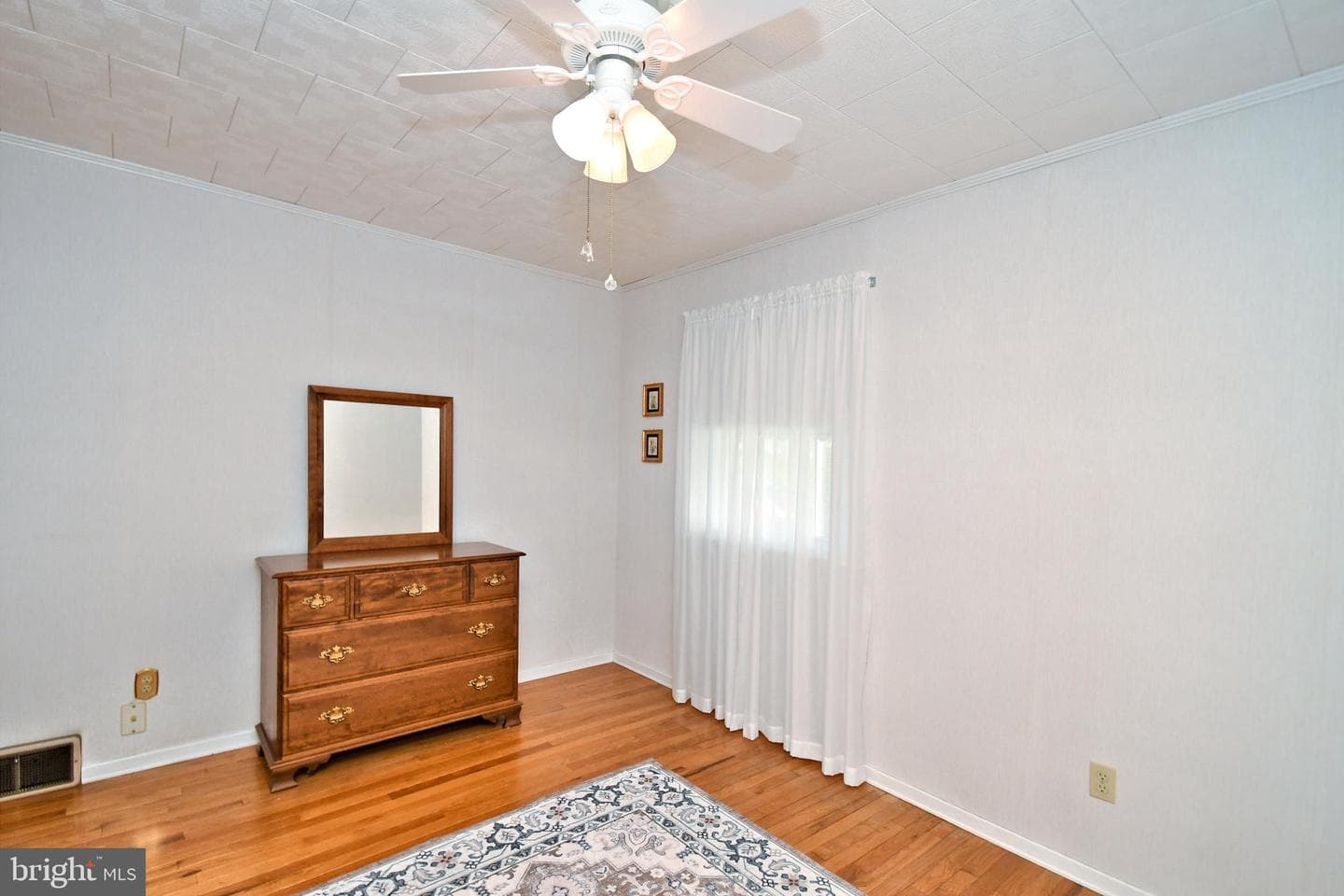 625 Mervine Street photo 22