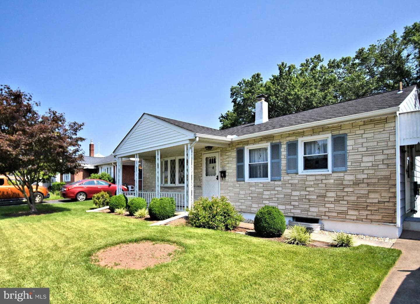 625 Mervine Street photo 3