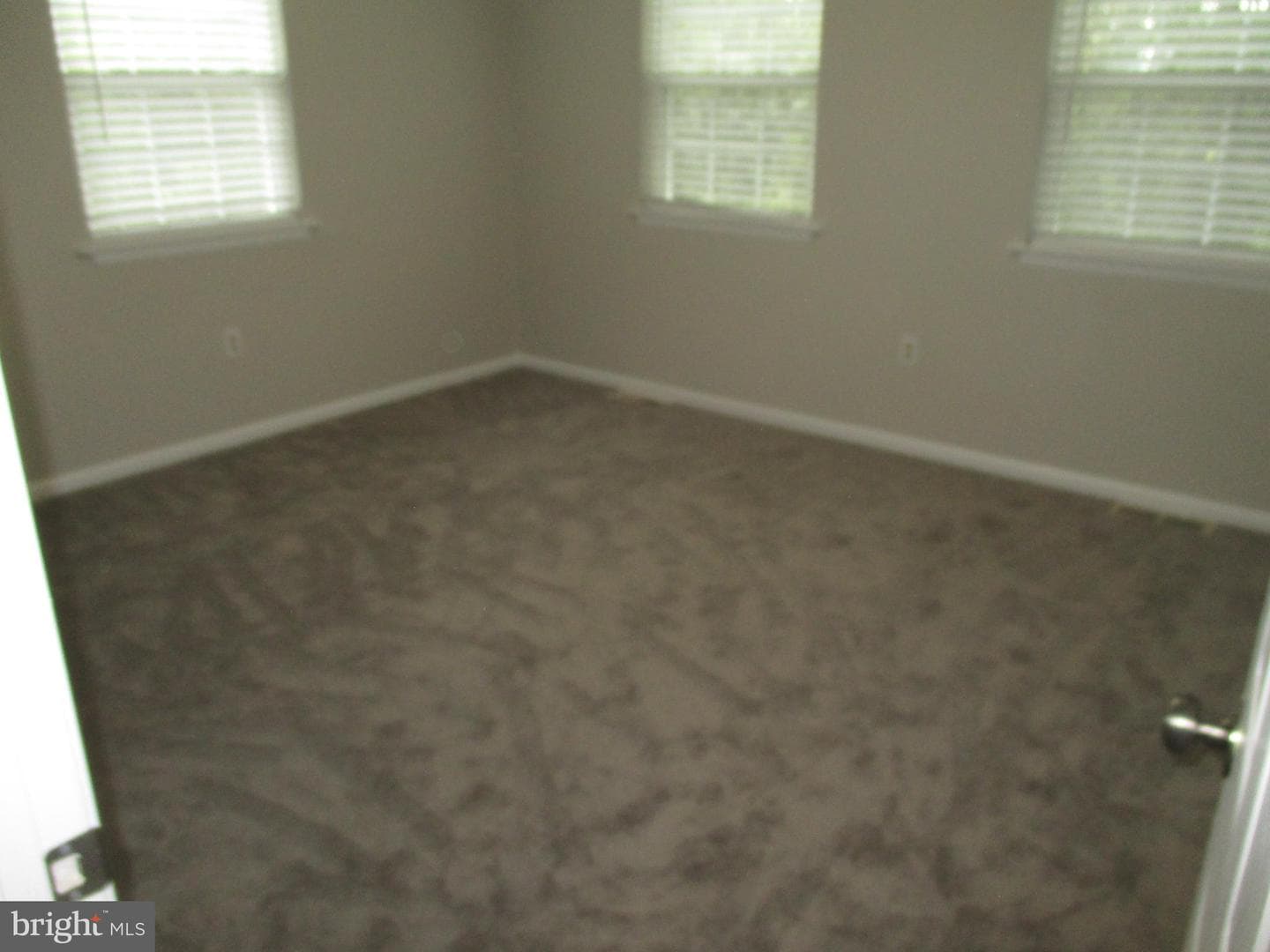 170 Salem Road photo 30