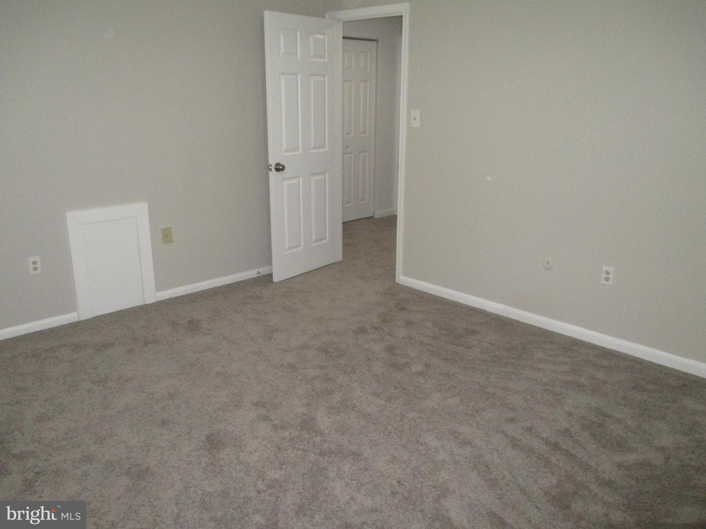 170 Salem Road photo 32