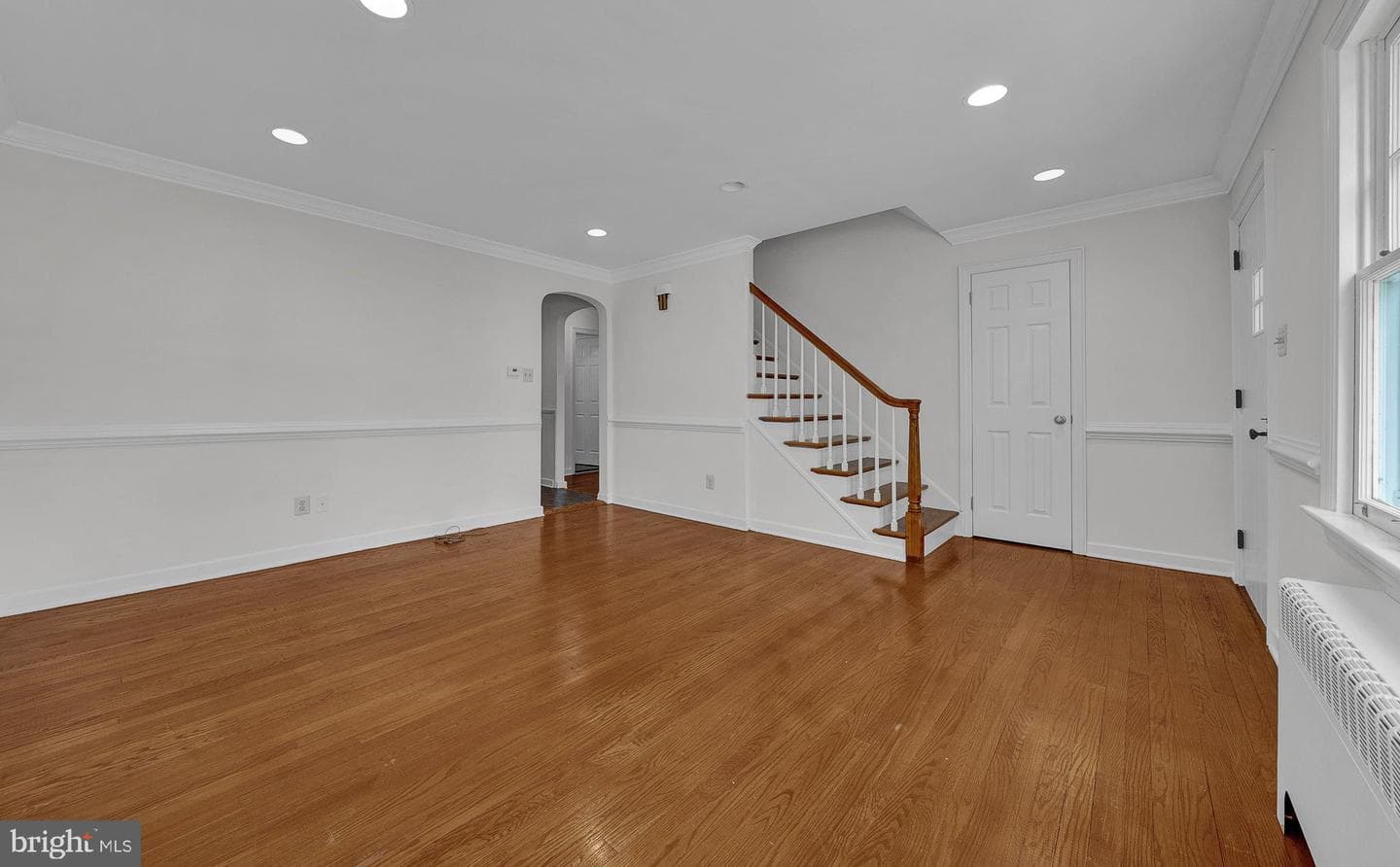 2031 Oak Avenue photo 10