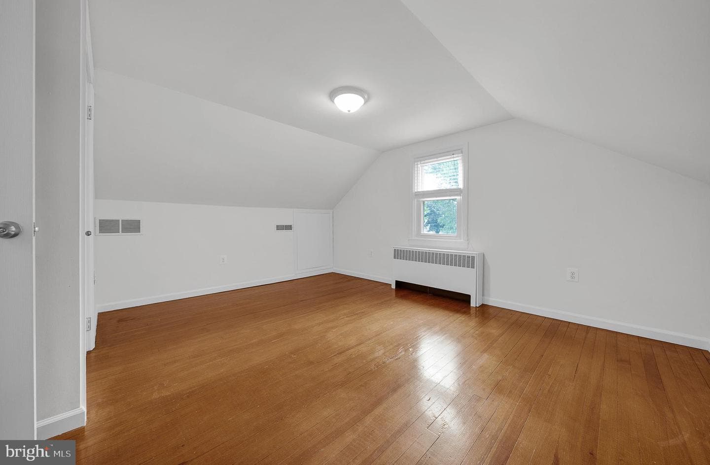 2031 Oak Avenue photo 33