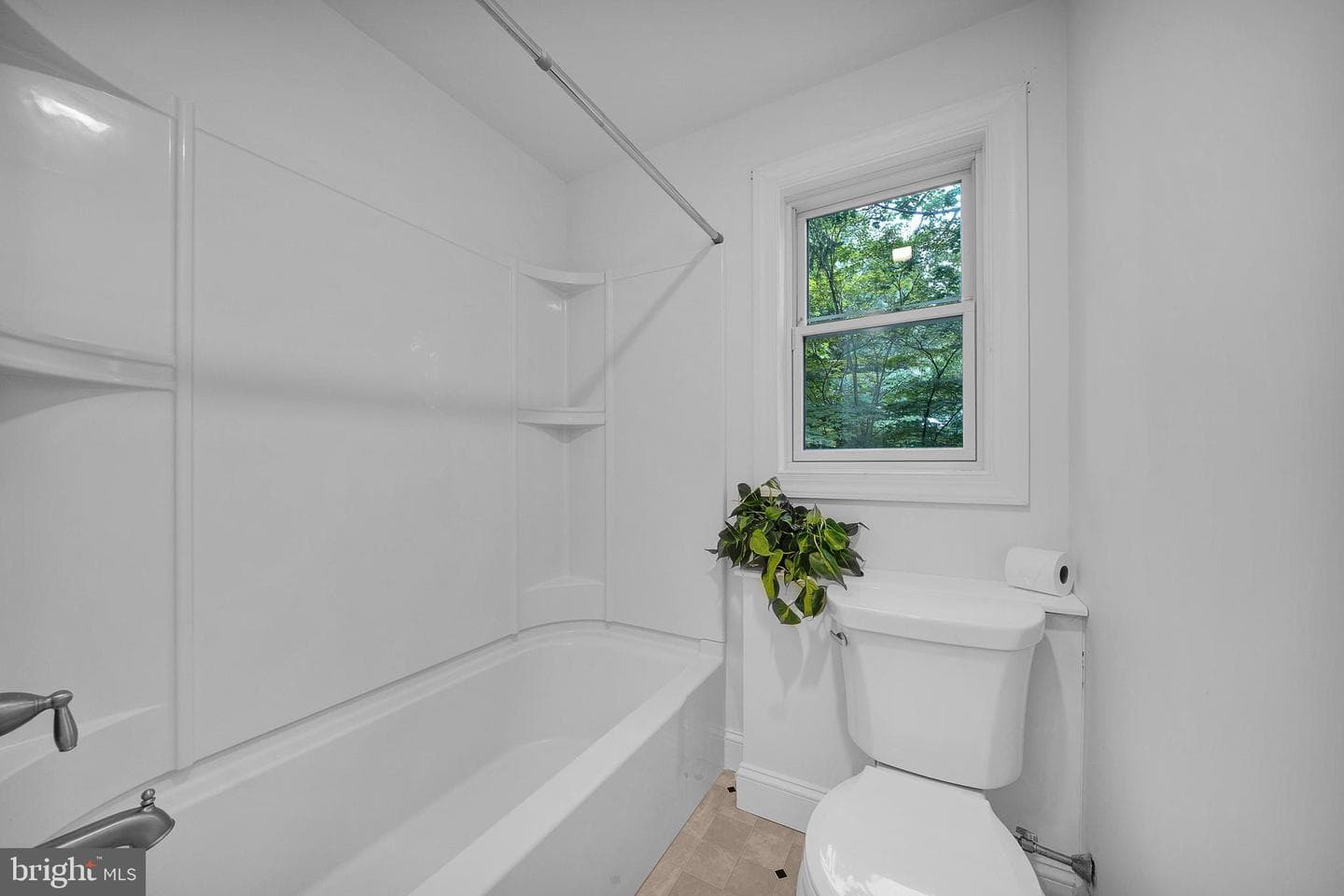 2031 Oak Avenue photo 38