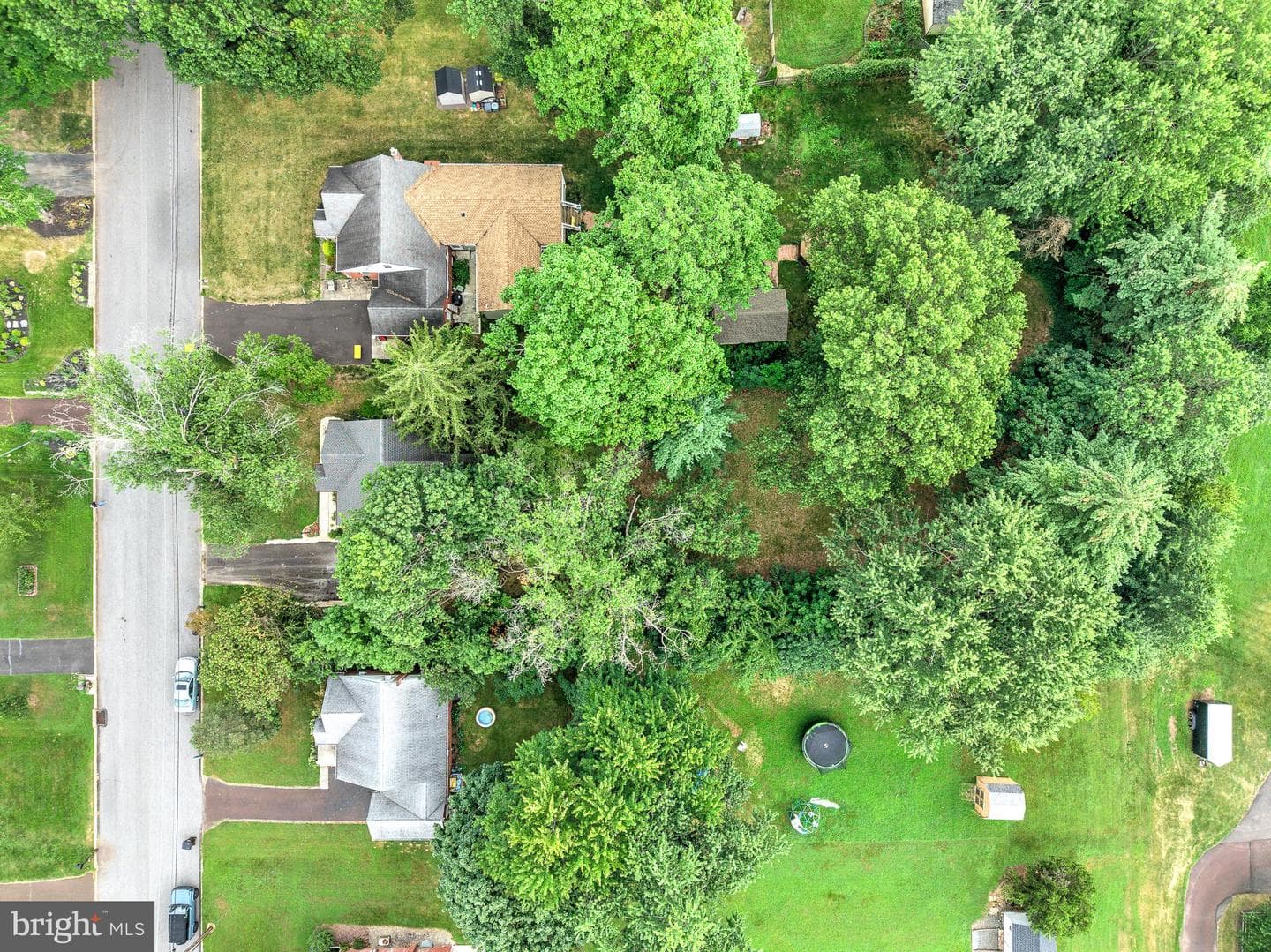 2031 Oak Avenue photo 48