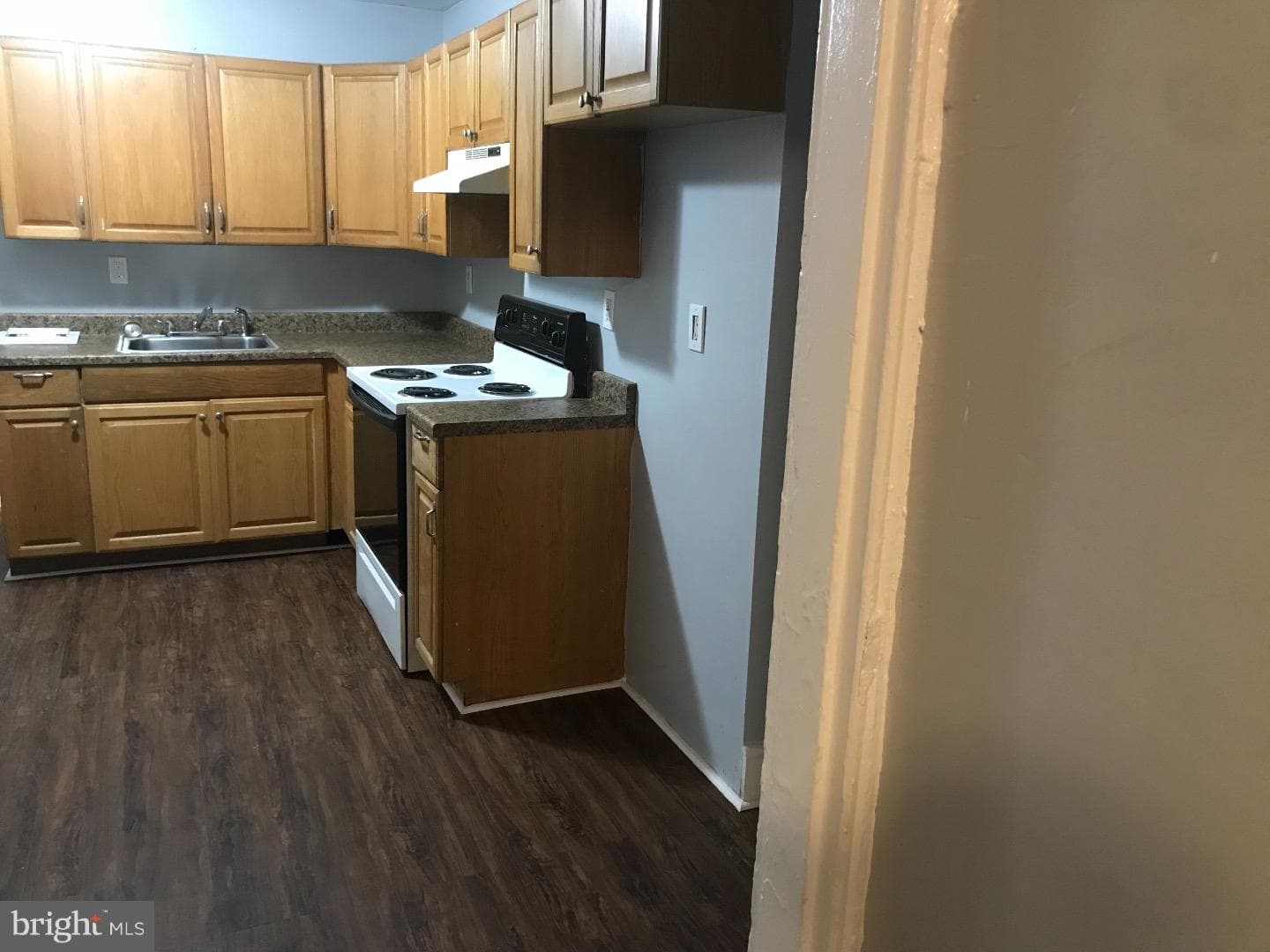 1035 Willow Street photo 5