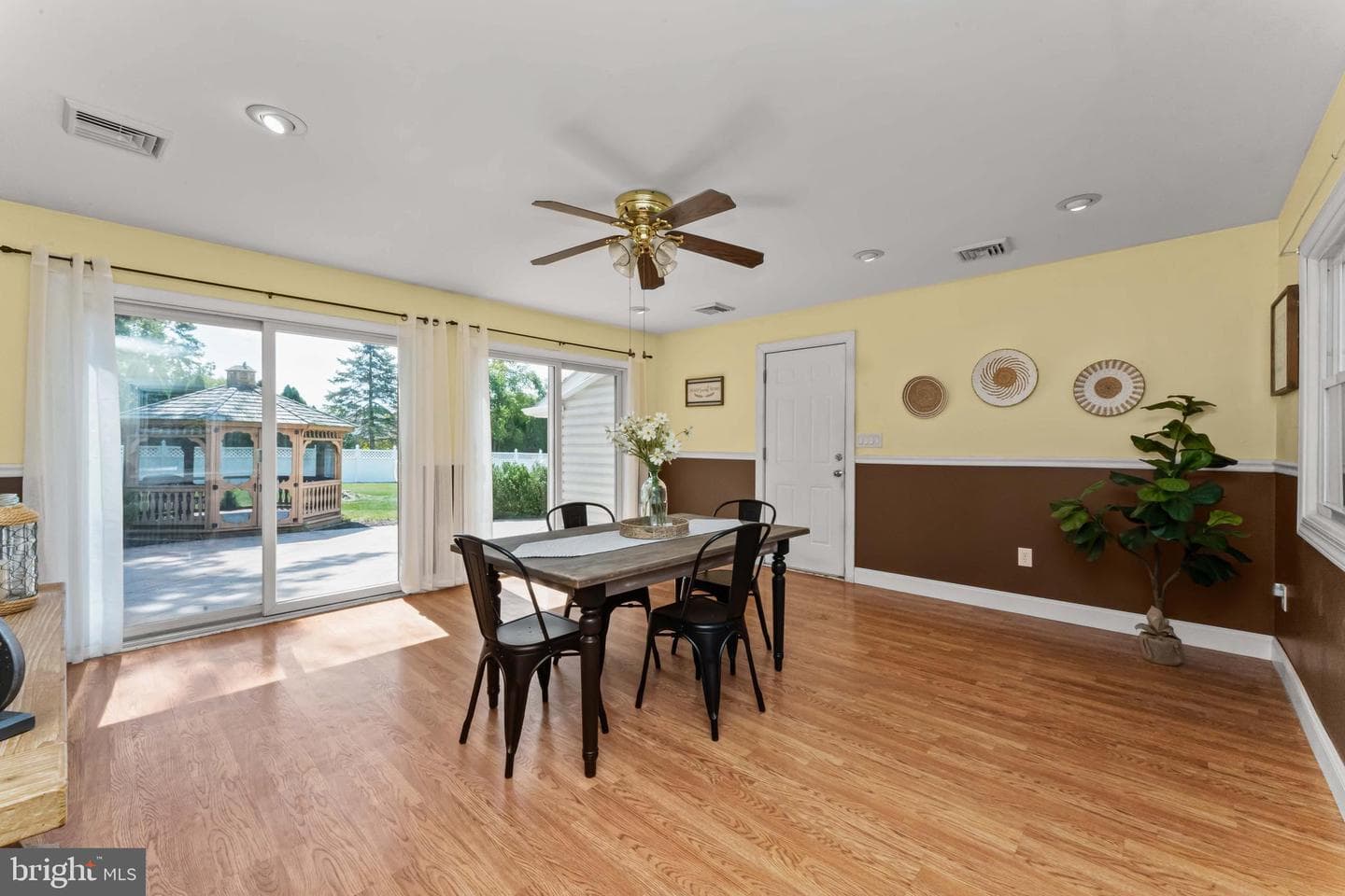 356 N Price Street photo 12