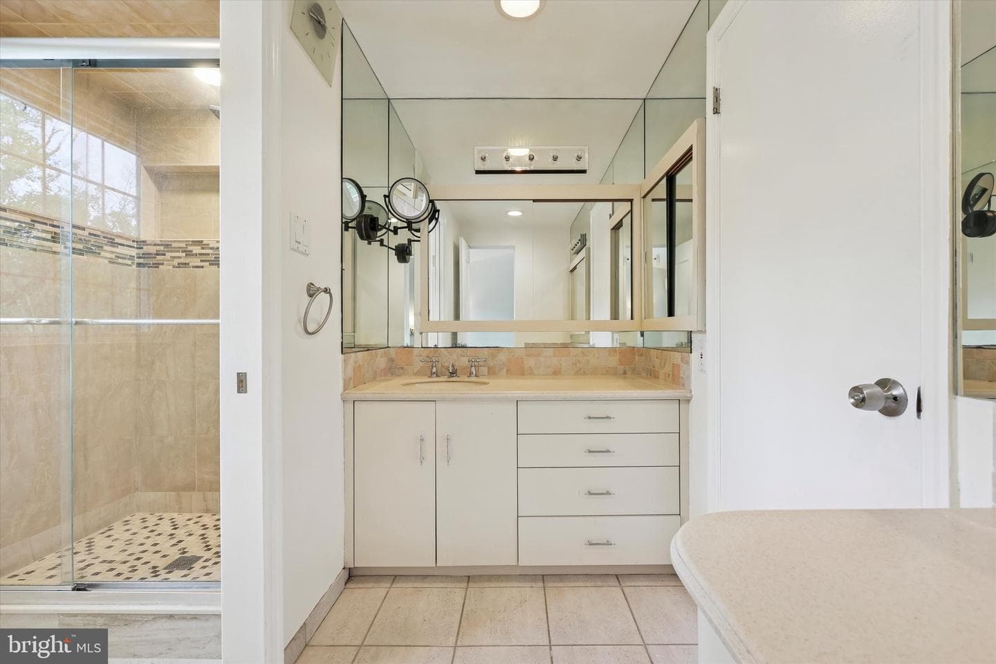 527 Conshohocken State Road photo 25