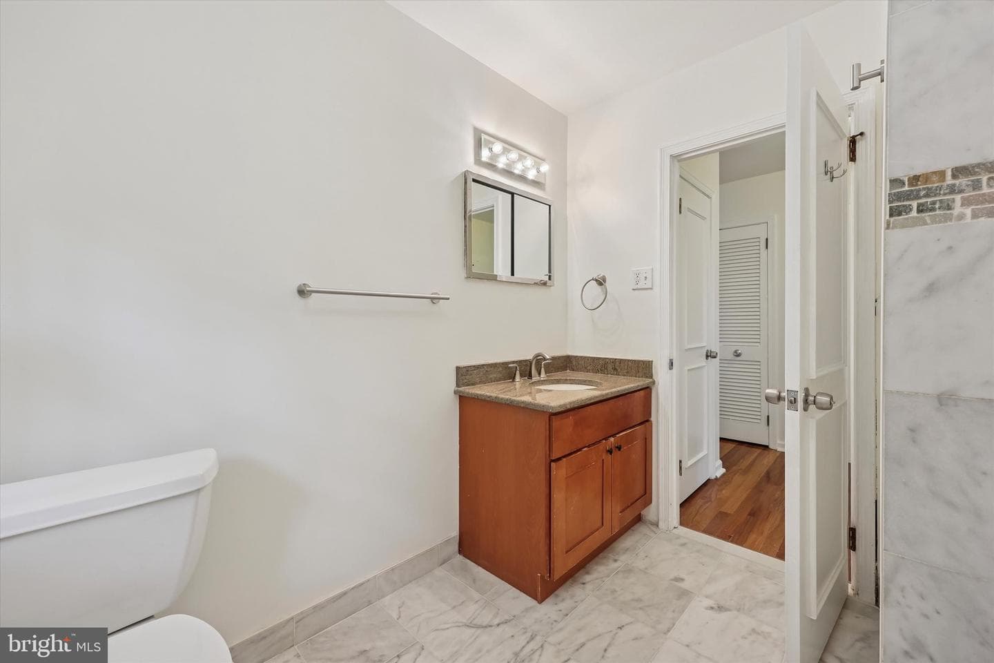 527 Conshohocken State Road photo 32