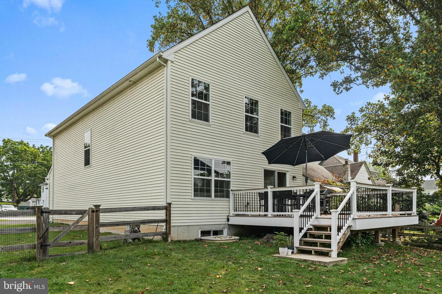1042 Trewellyn Avenue photo 32