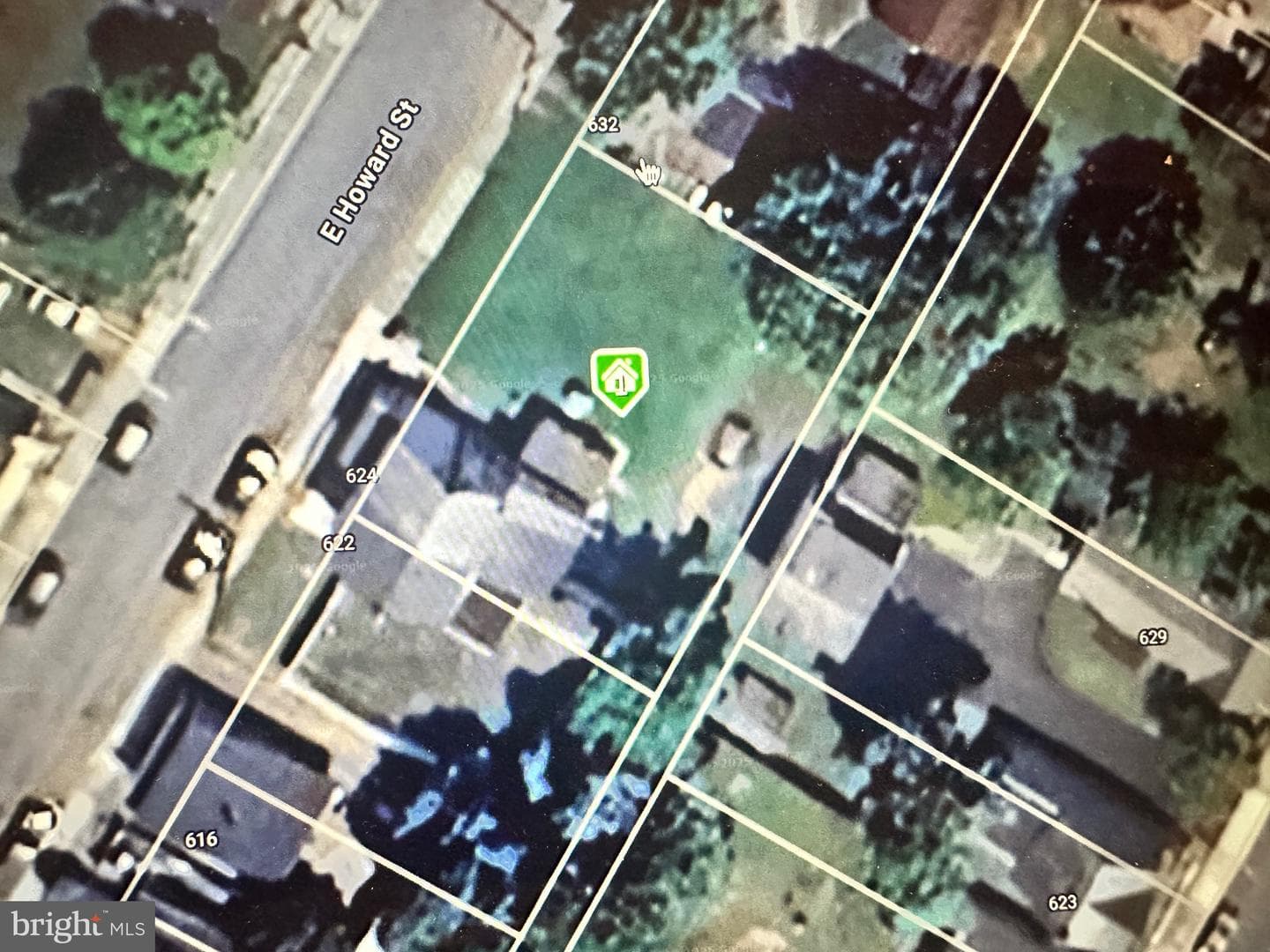 624 E Howard Street photo 27