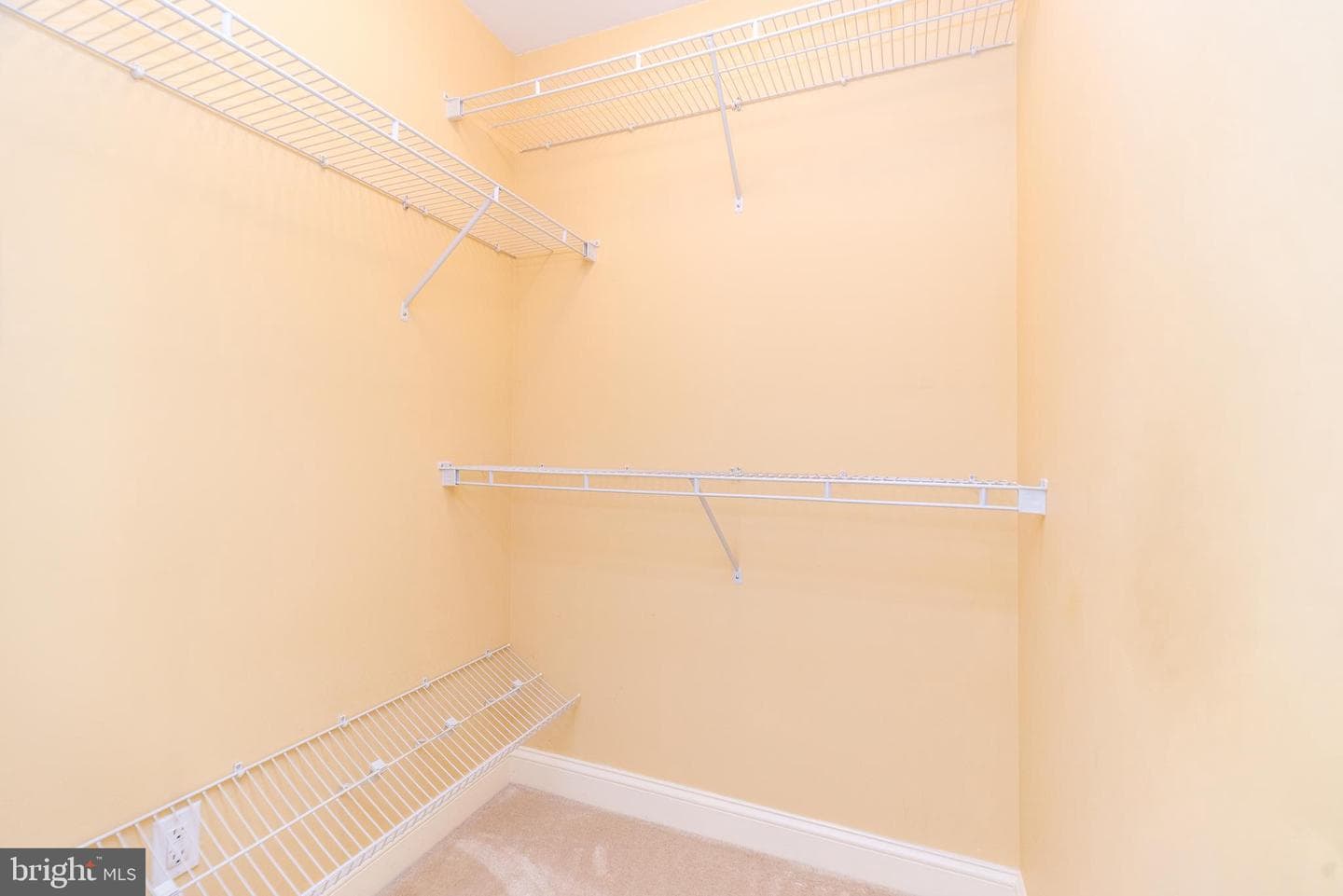 308 Melbourne Way photo 26