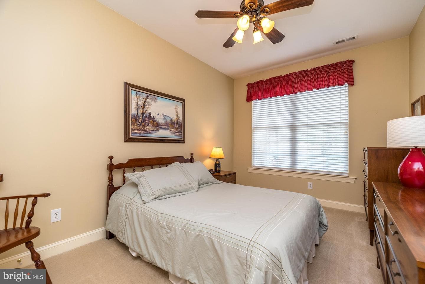 308 Melbourne Way photo 27