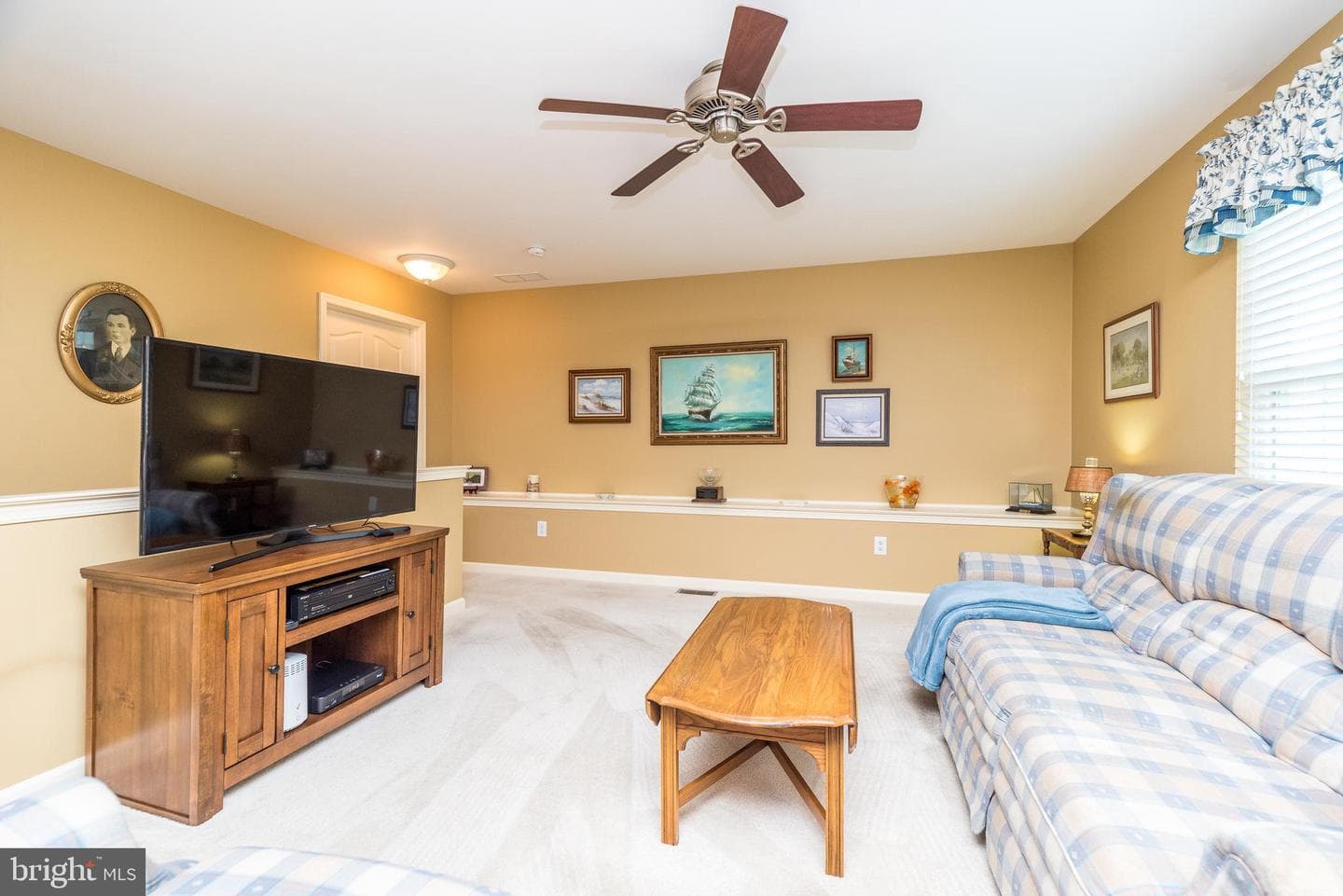 308 Melbourne Way photo 32