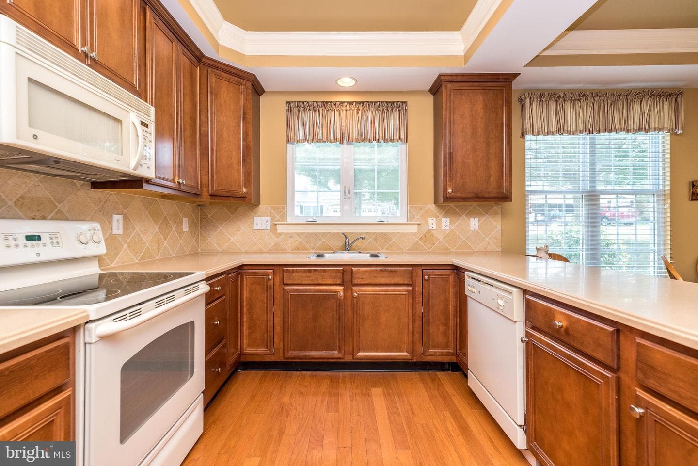 308 Melbourne Way photo 4