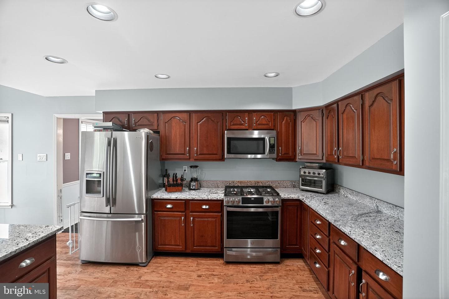 3003 Stuart Way photo 6