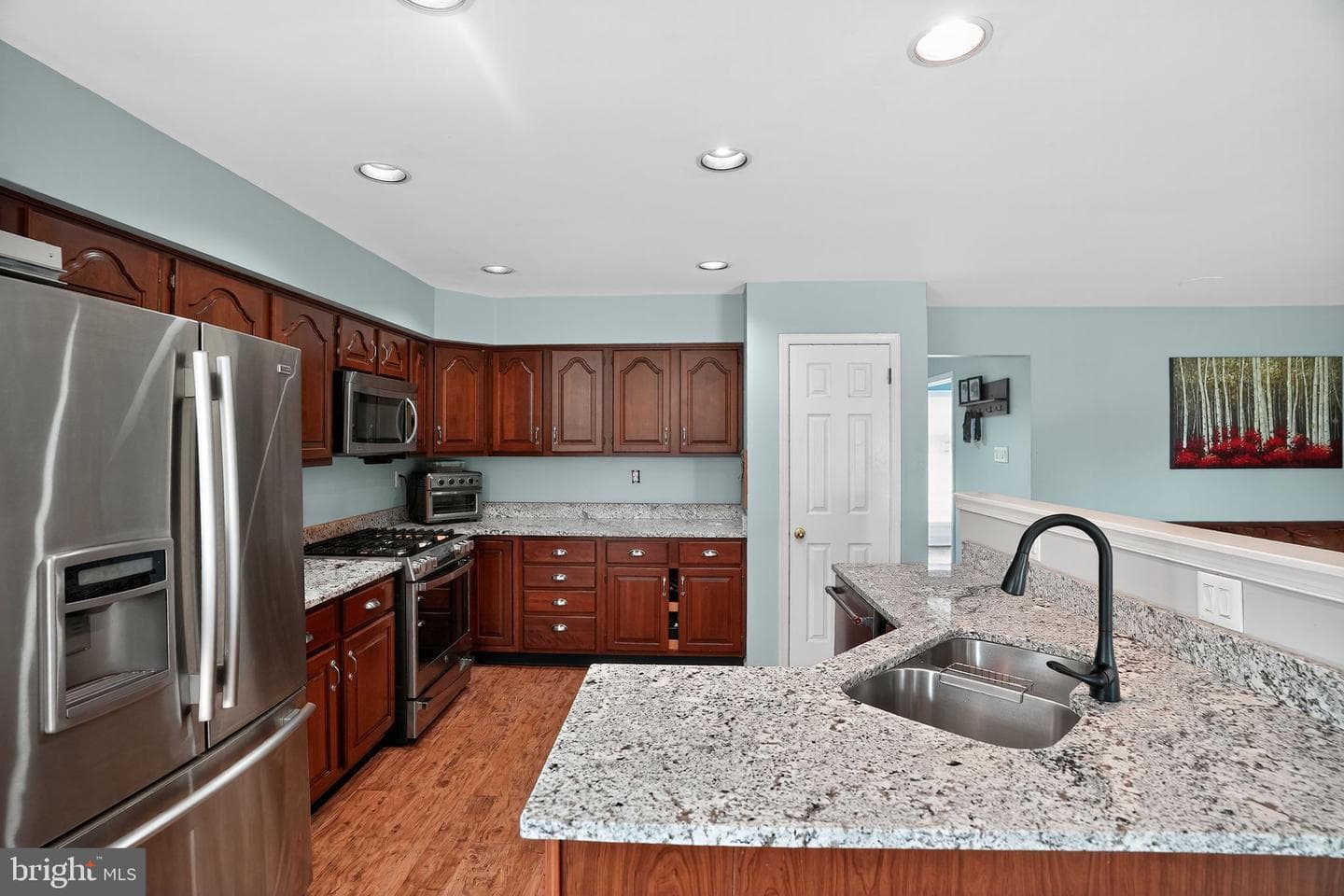 3003 Stuart Way photo 7