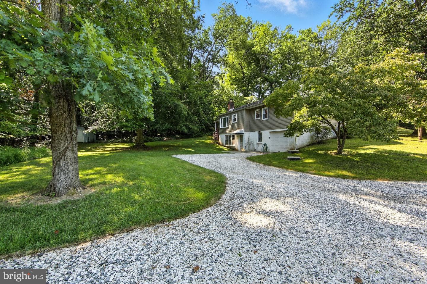 812 Mennonite Road photo 4