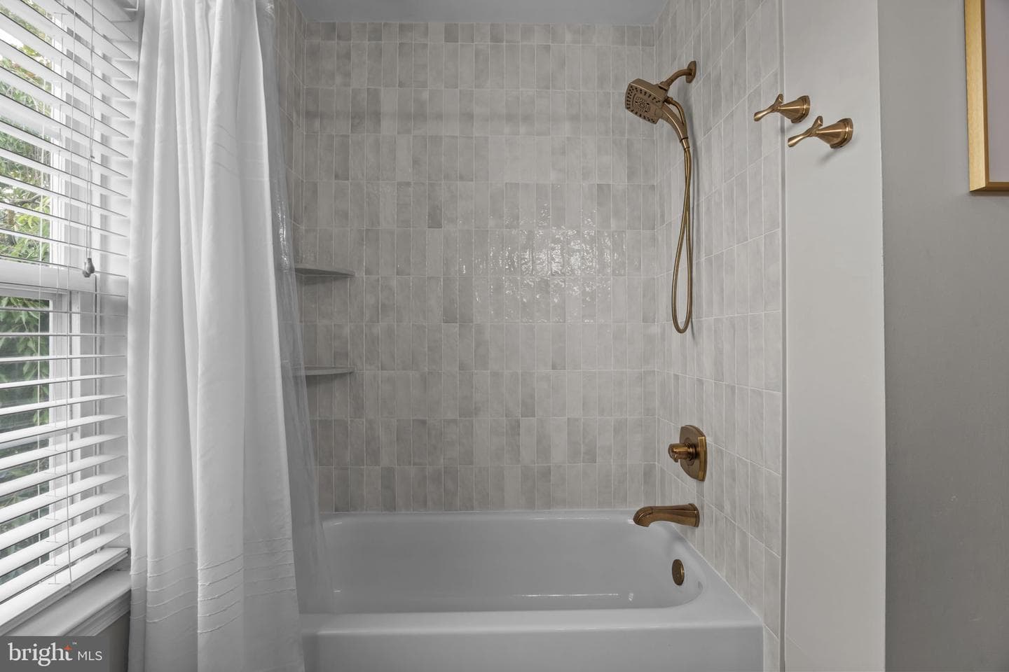119 Shelburne Drive photo 32