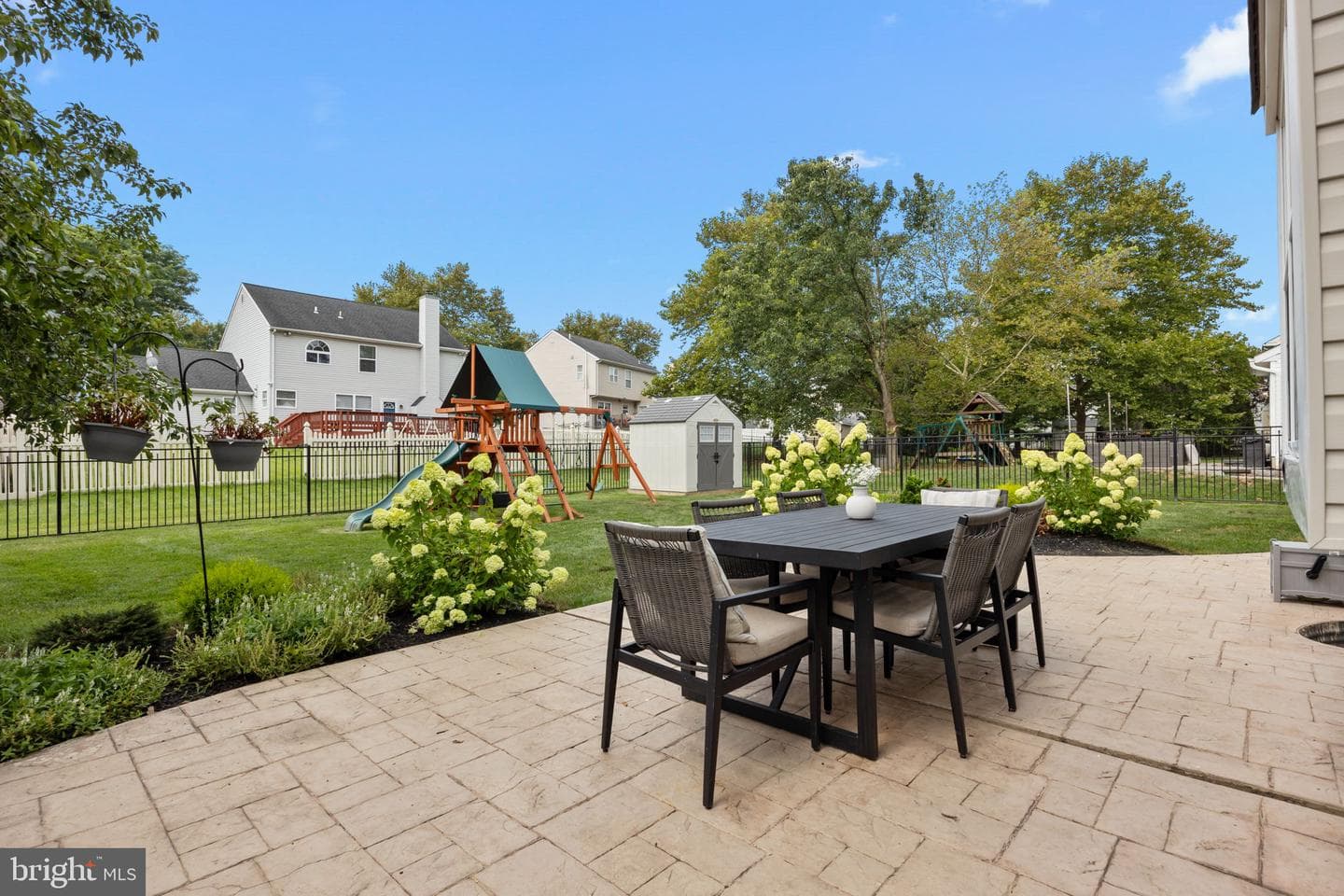 119 Shelburne Drive photo 40