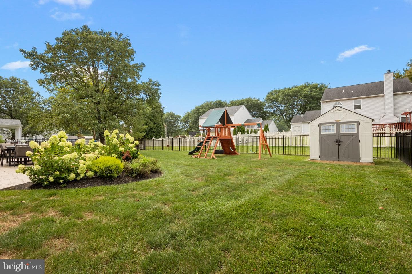 119 Shelburne Drive photo 42