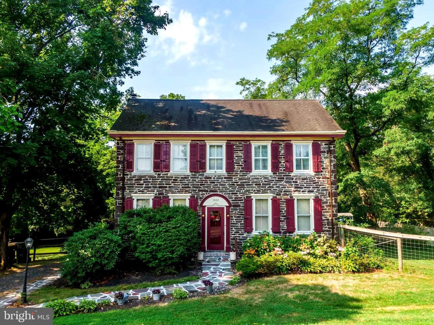 1323 Old Sumneytown Pike photo 3