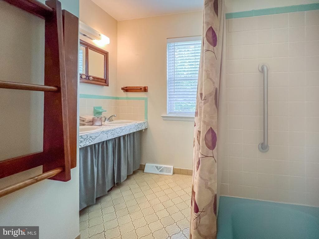 4295 Minnie Lane photo 43