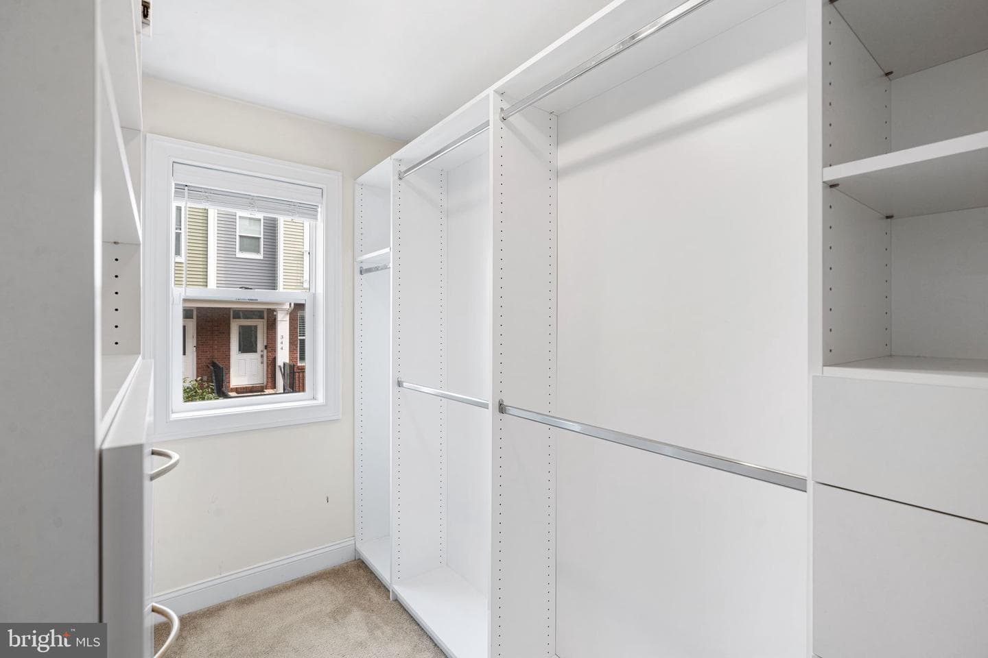 353 W 7th Avenue photo 11