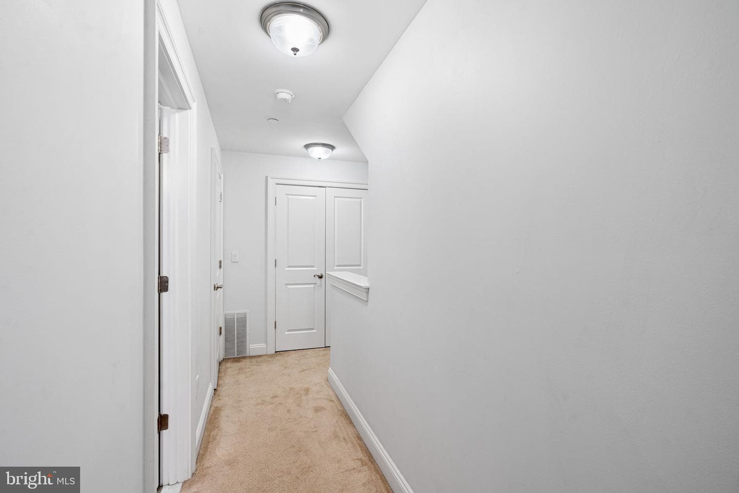 353 W 7th Avenue photo 20