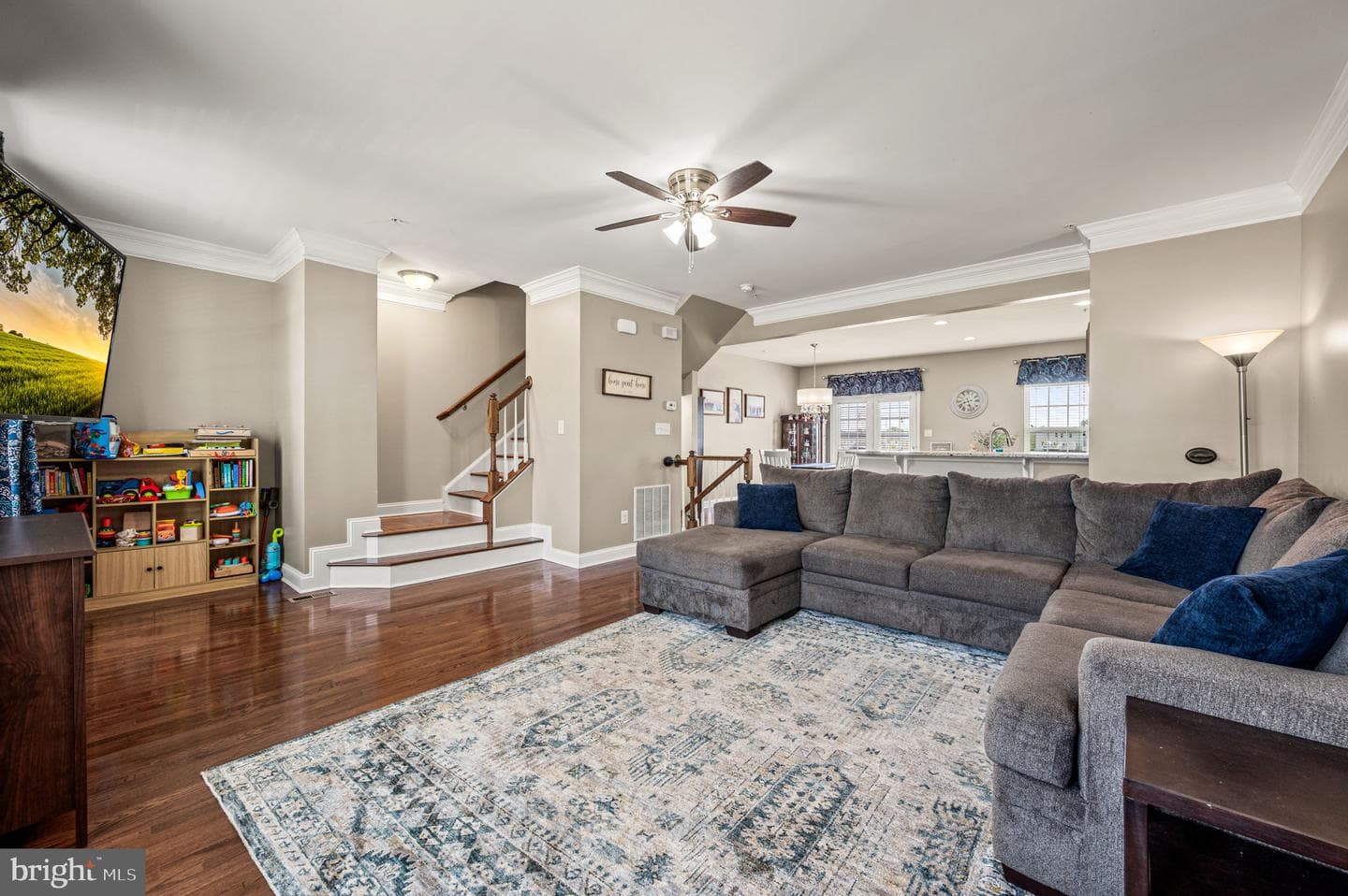 109 Tulip Lane photo 17