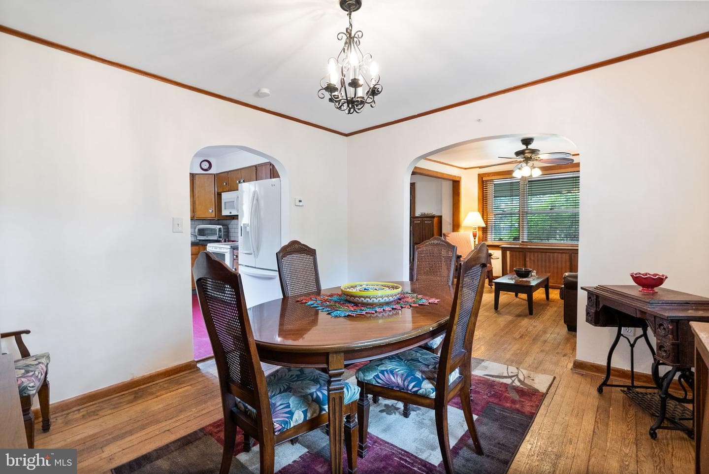 204 Francis Avenue photo 9