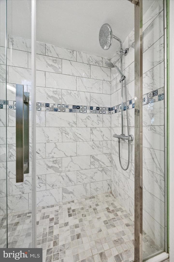 249 Rock Glen Road photo 36
