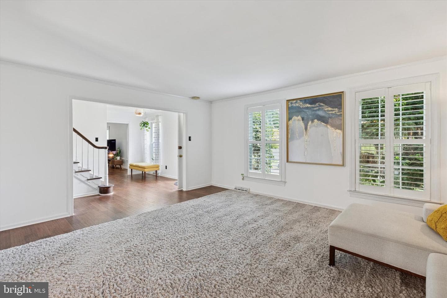 7810 Cobden Road photo 8
