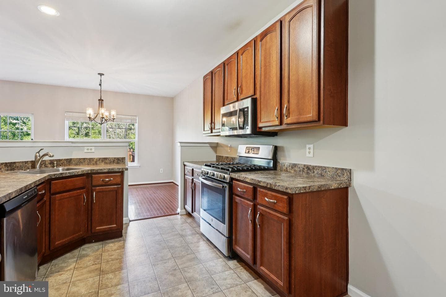 183 Stone Hill Drive photo 18