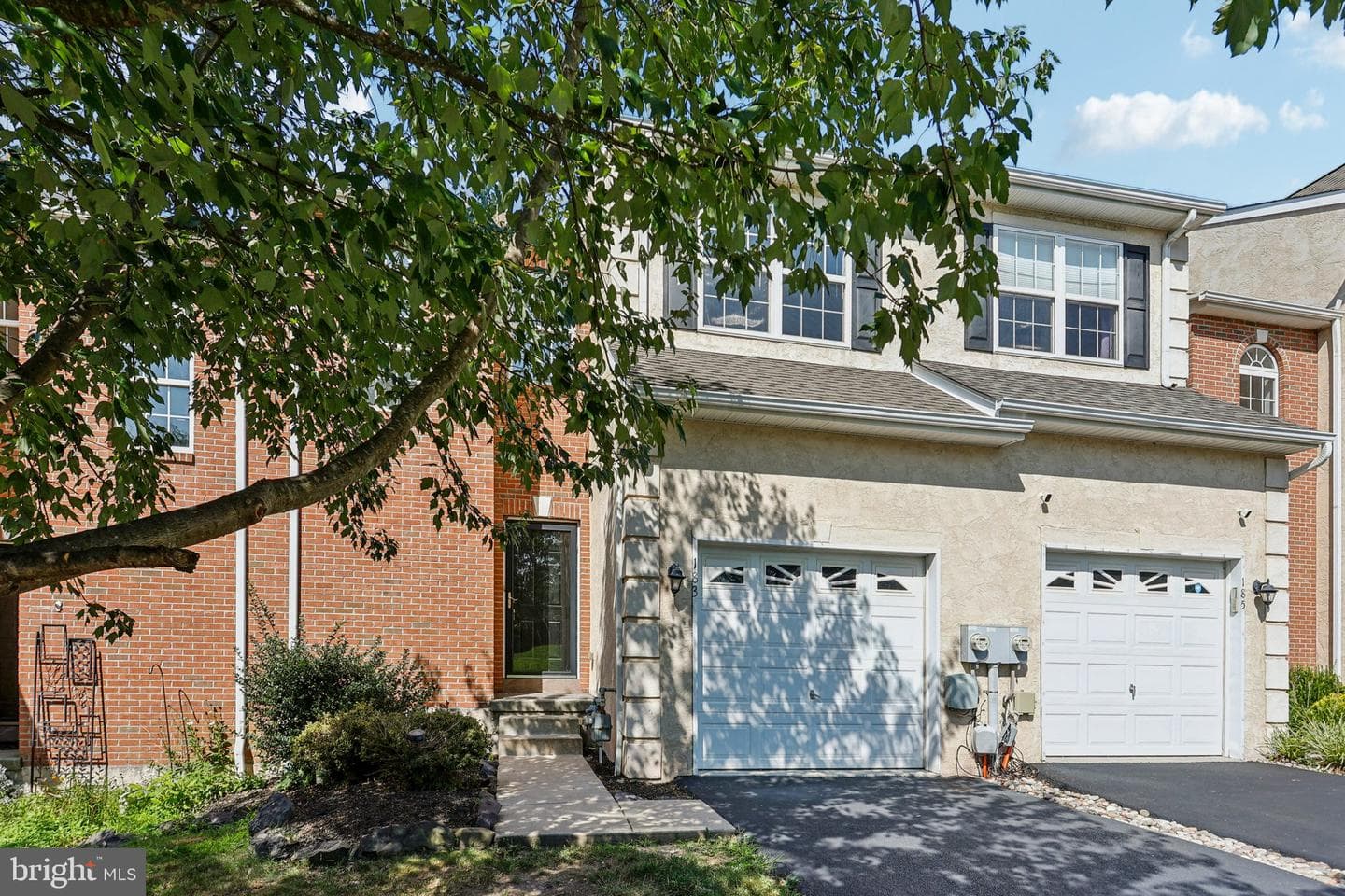 183 Stone Hill Drive photo 3