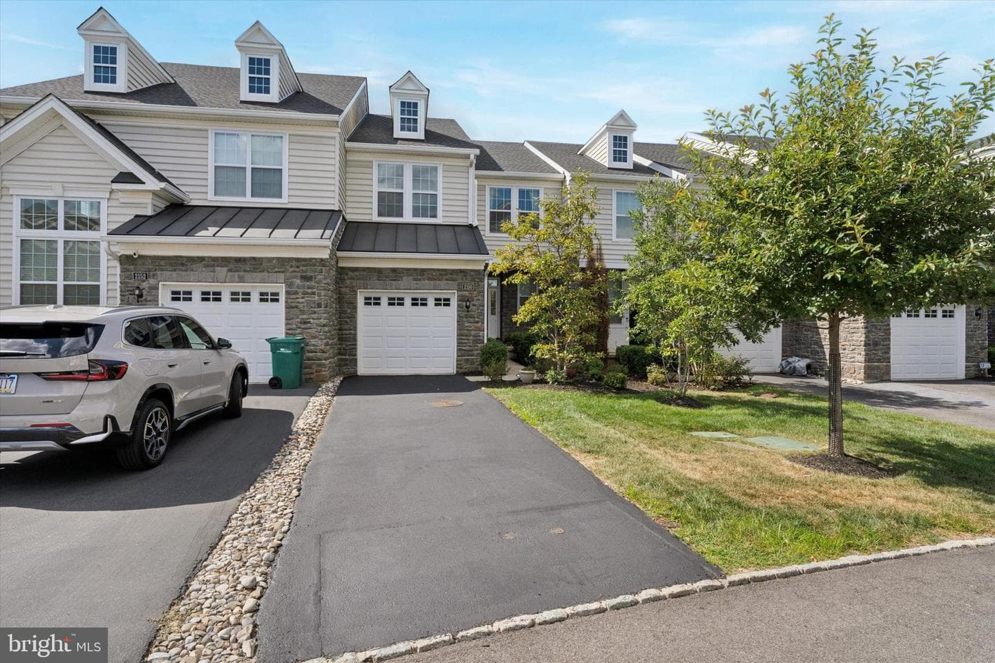 2150 Julia Drive photo 3