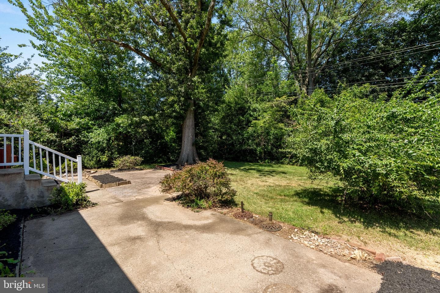 415 Pinecrest Road photo 30