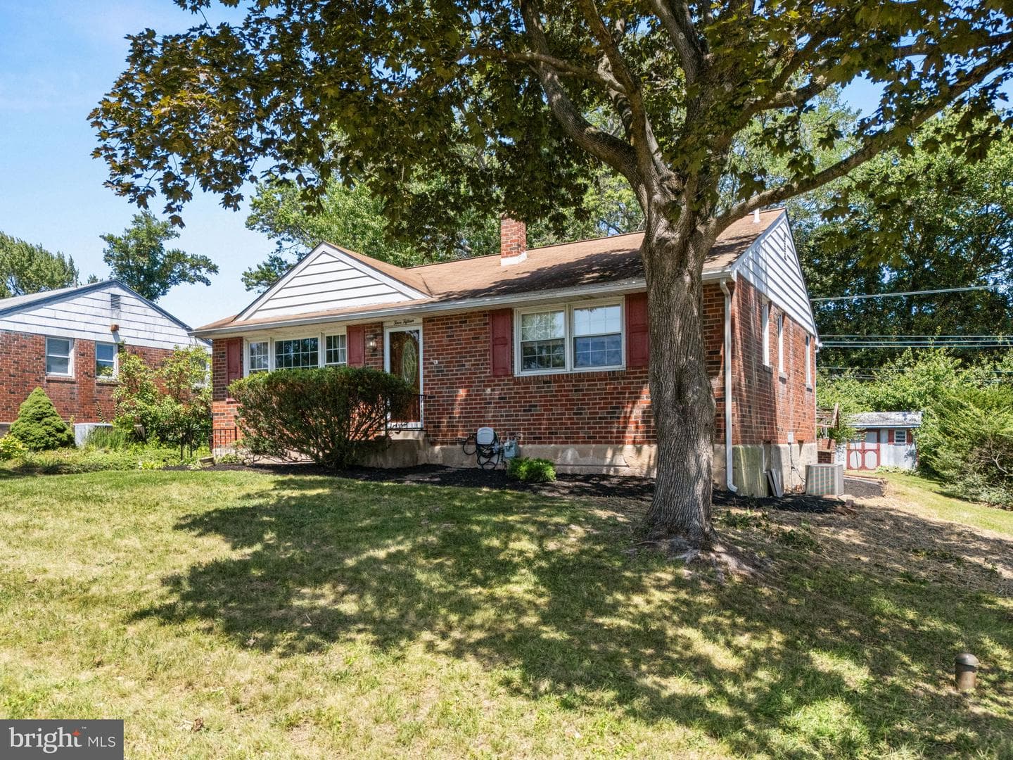 415 Pinecrest Road photo 34