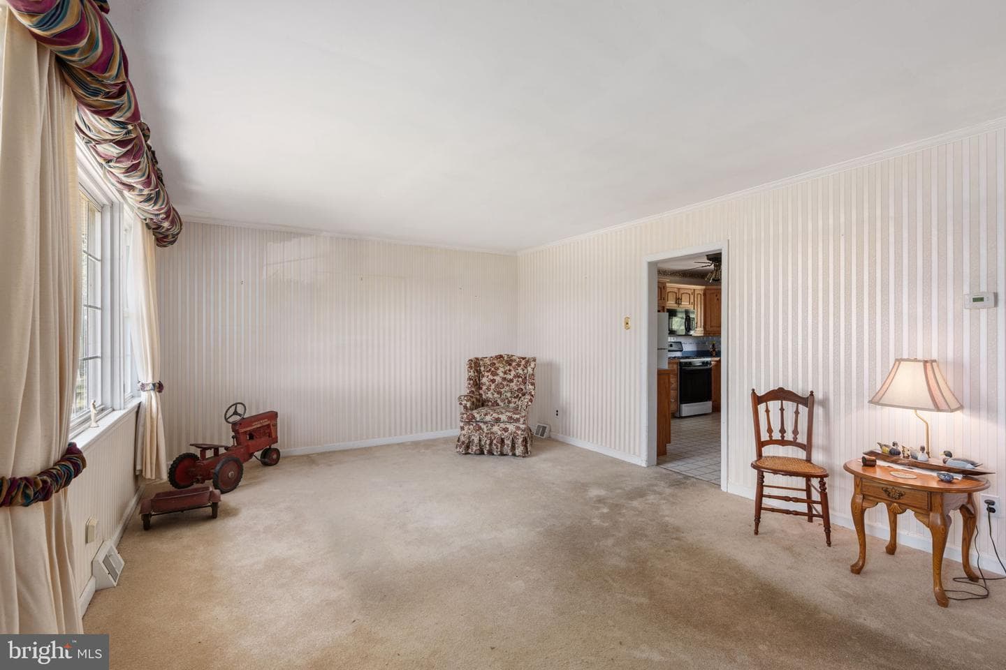 415 Pinecrest Road photo 9