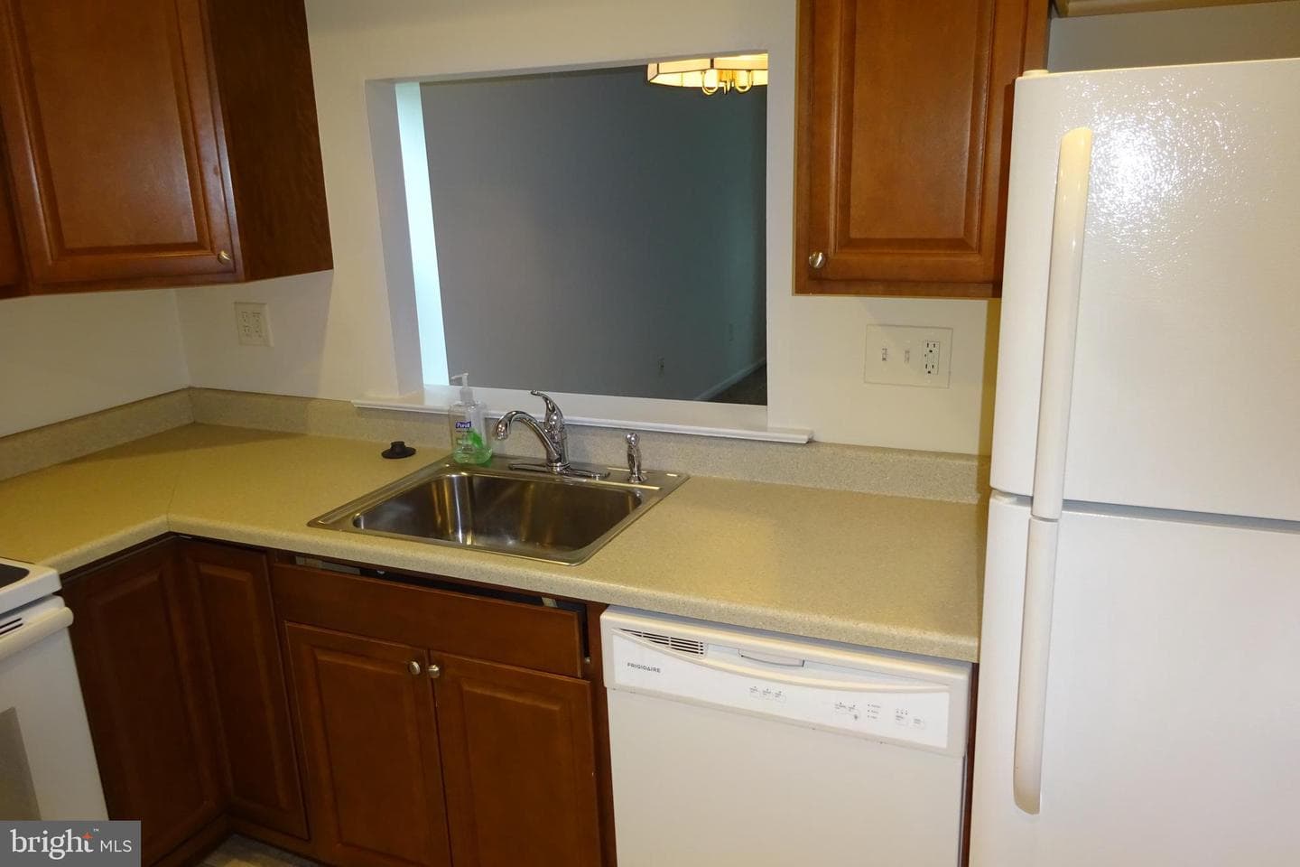1207 B Crosshill Court photo 10