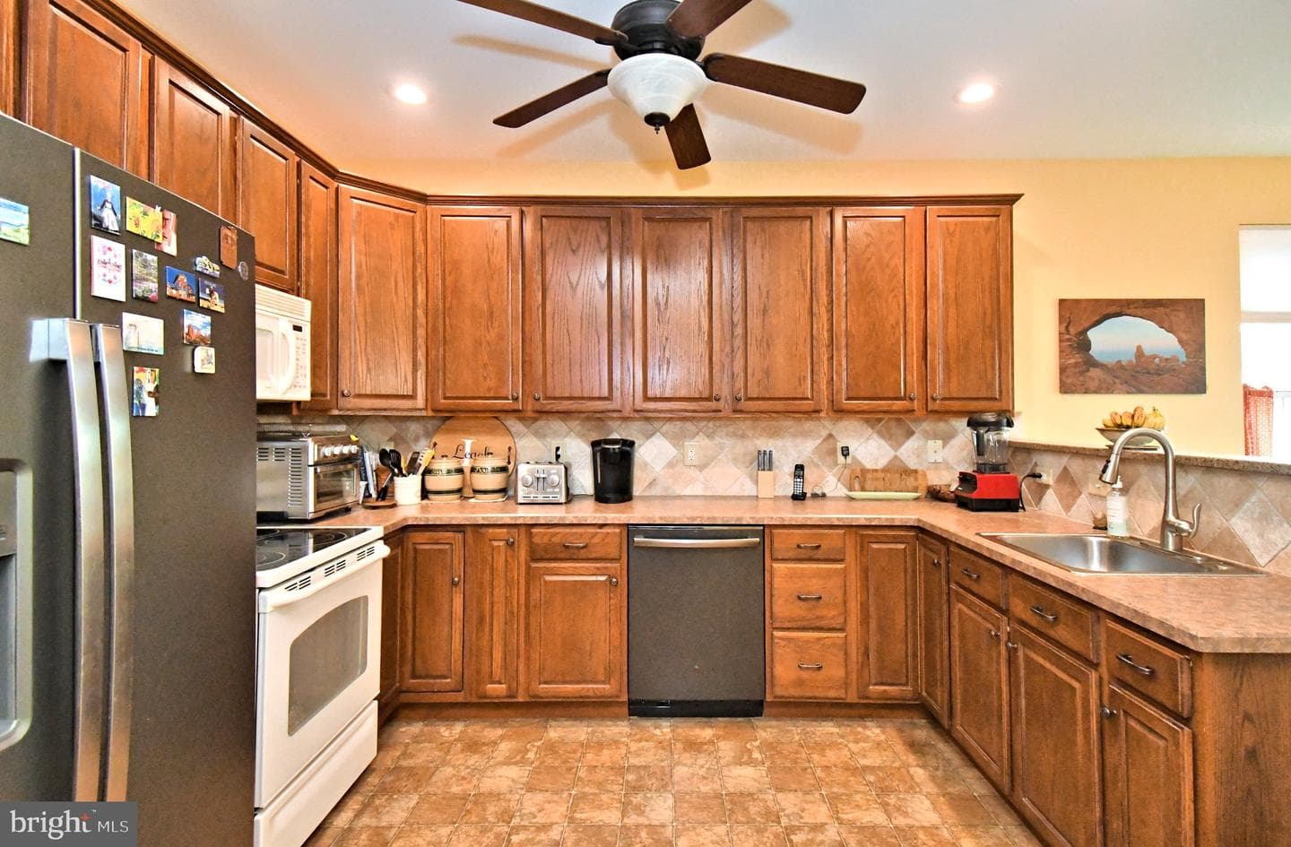 1030 Burgundy Circle photo 16