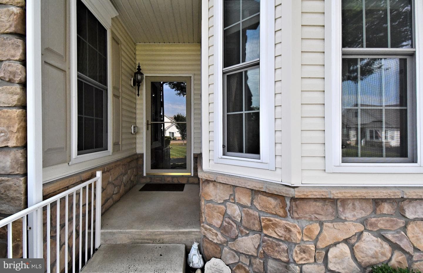 1030 Burgundy Circle photo 6