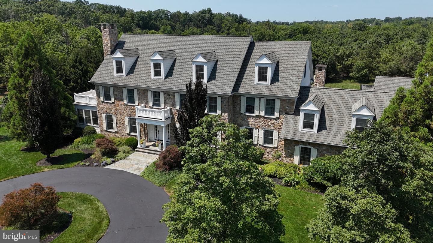 1811 Hollow Road photo 127