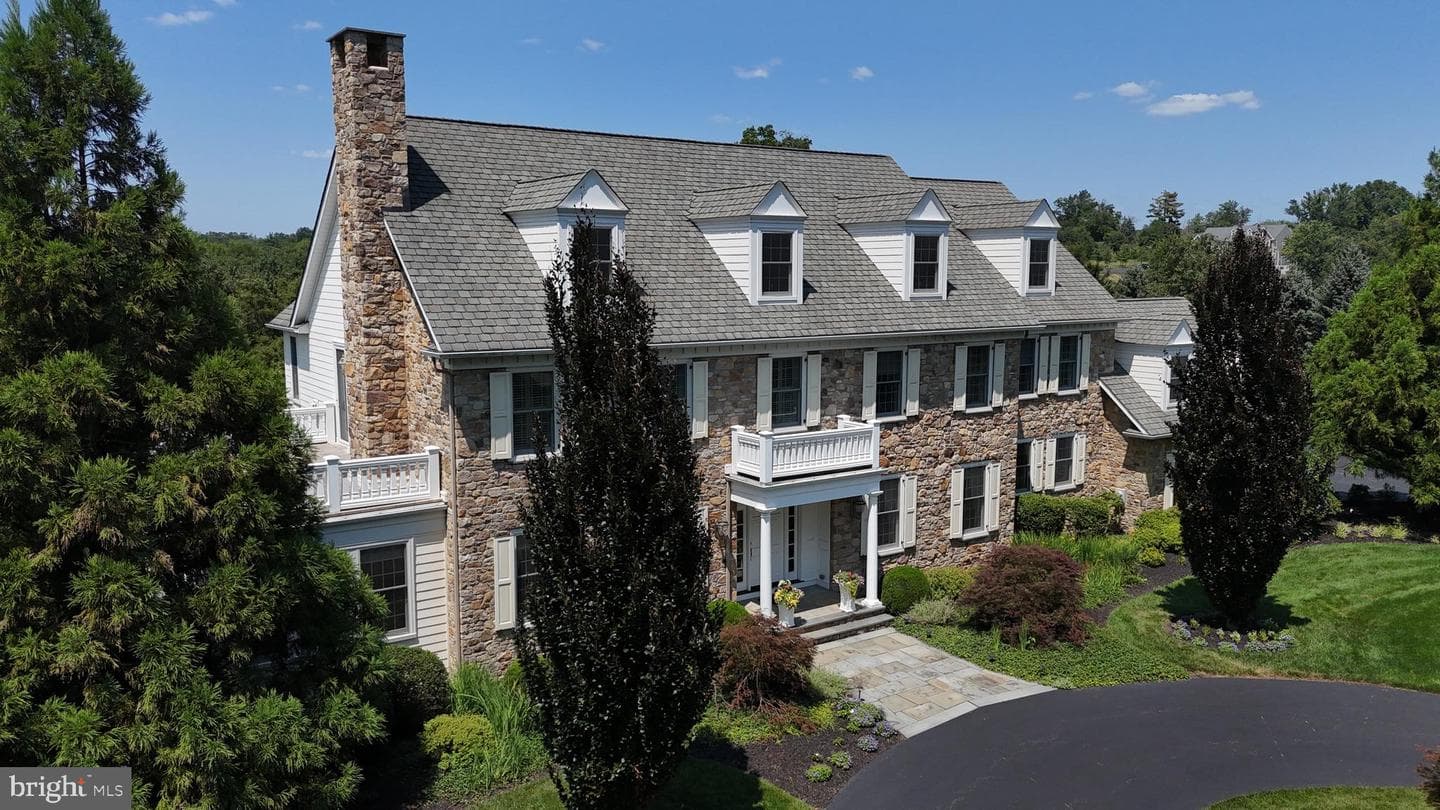 1811 Hollow Road photo 129